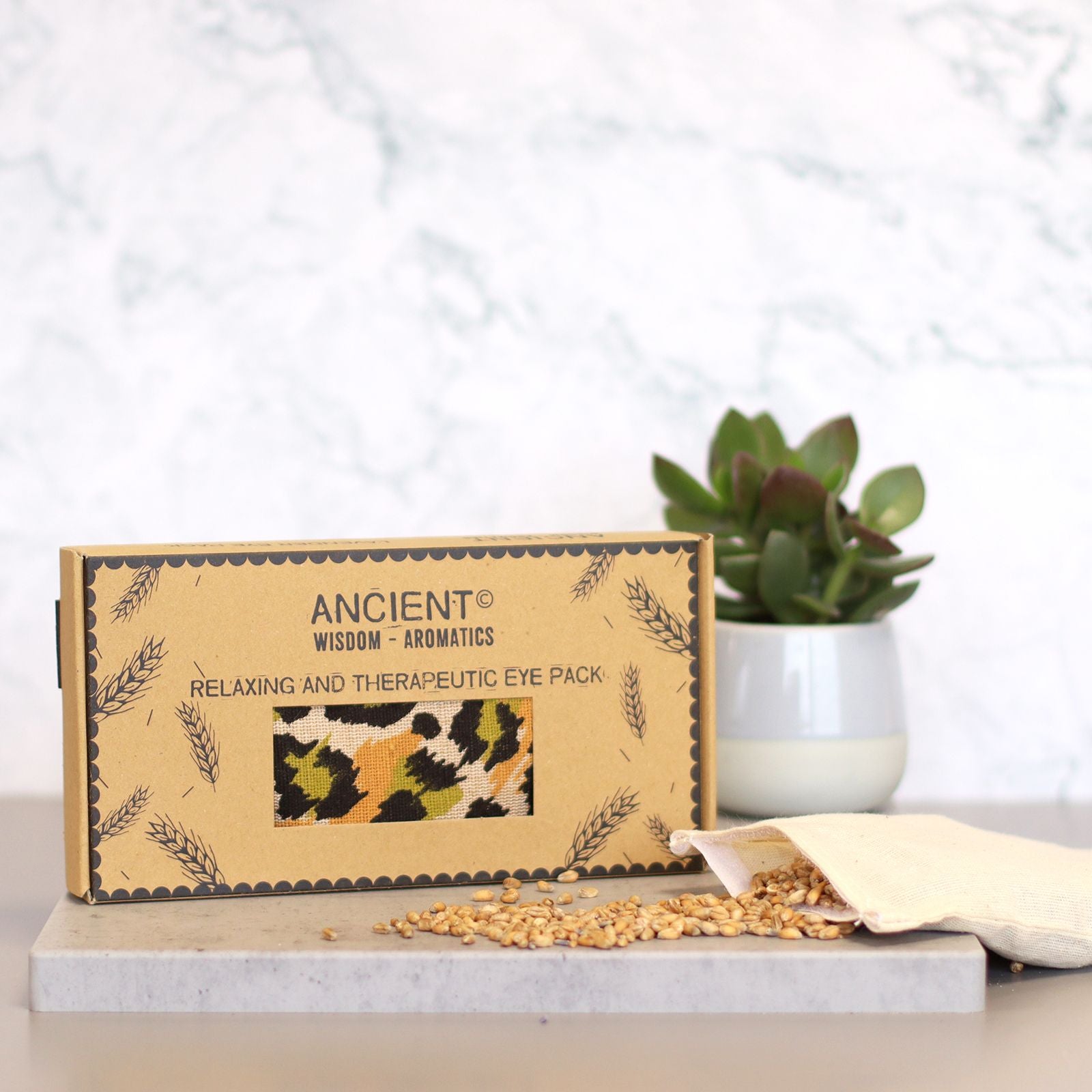 Lavendel Augen-Kissen aus Naturbaumwolle und Jute im Geschenkkarton – Night Leopard