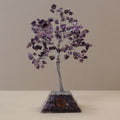 Edelsteinbaum mit Orgonit-Basis – 160 Steine – Amethyst