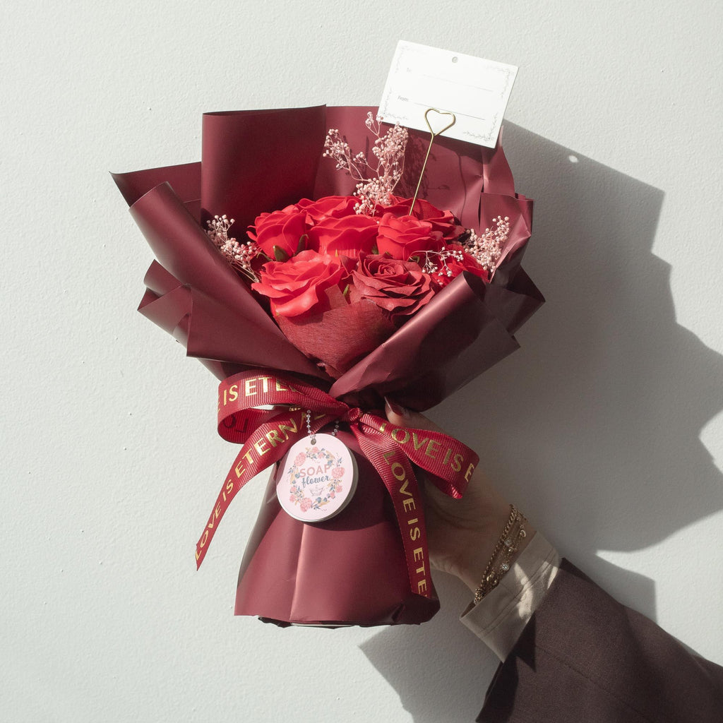 Großer Strauß Roter Rosen - Liebe ist ewig - Geschenkkarte