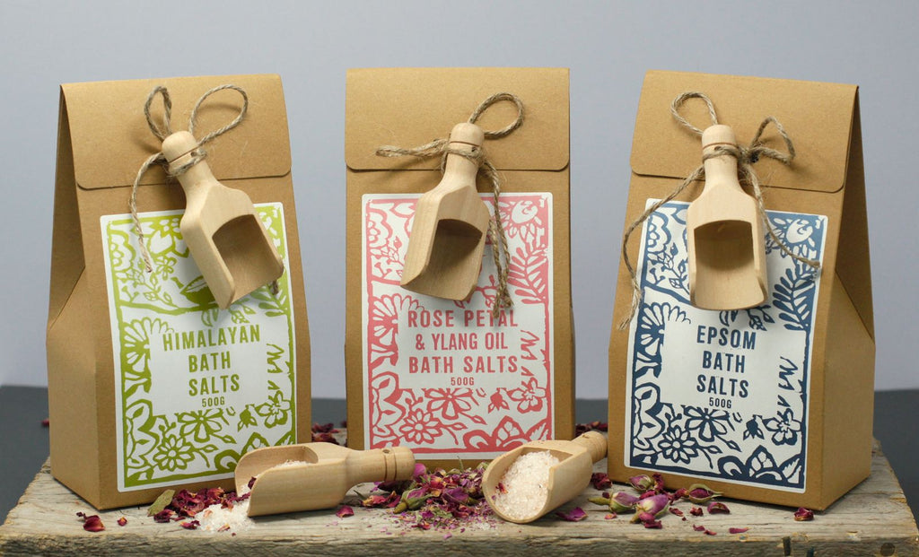Packung mit 500 g Badesalz – Ylang und Rose Himalaya