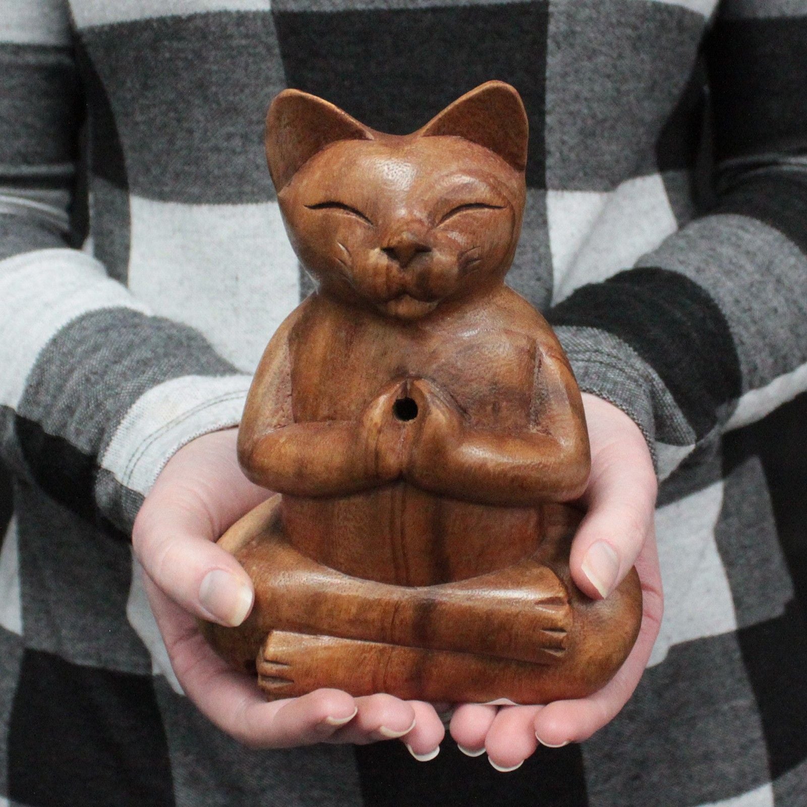Holzgeschnitzte Räucherstäbchenhalter - Große Yoga-Katze