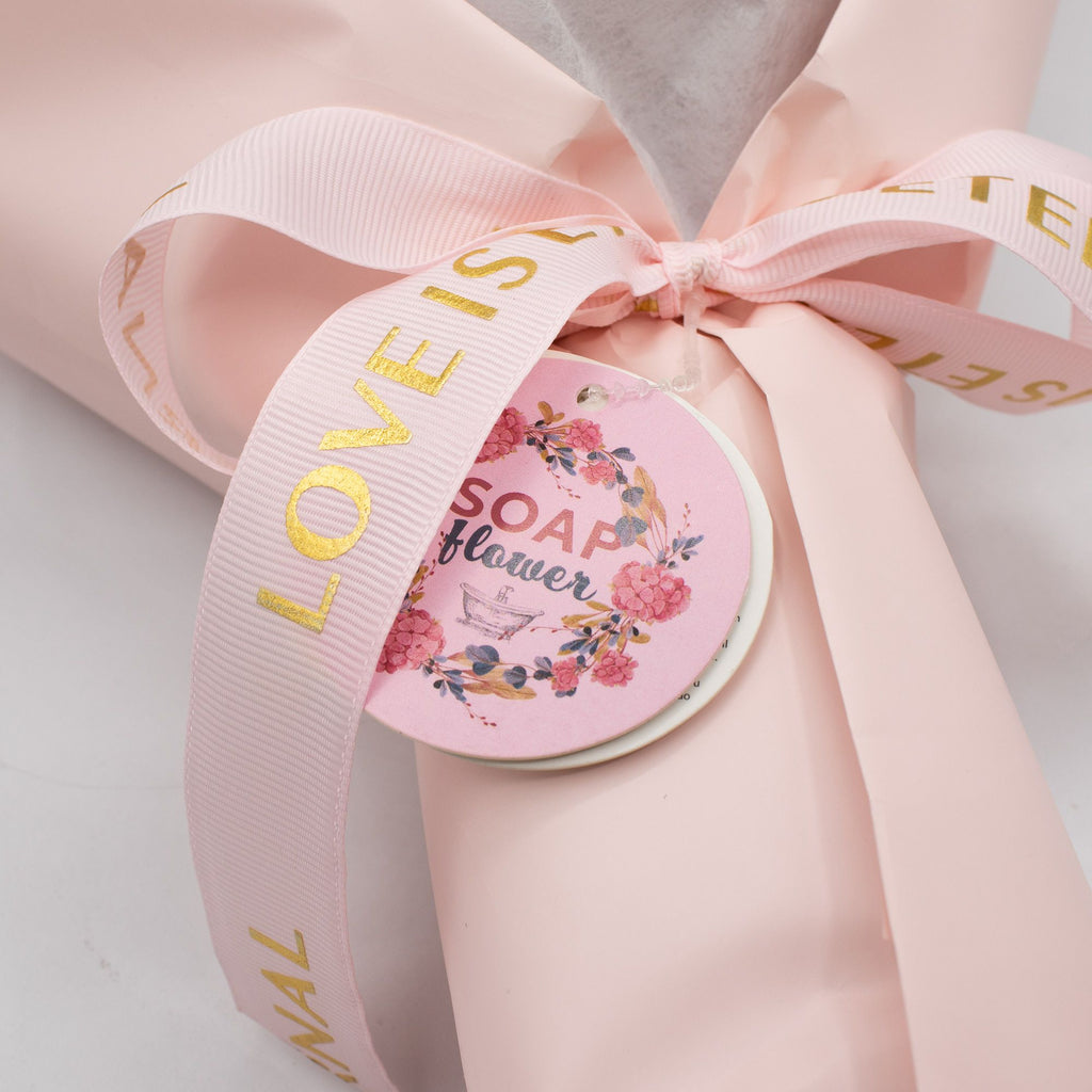 Großer Strauß rosa Rosen – Liebe ist ewig – Geschenkkarte